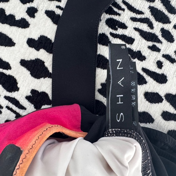 EUC SHAN Black Frida Elegant high-neck one-piece SZ 8 - Picture 8 of 10